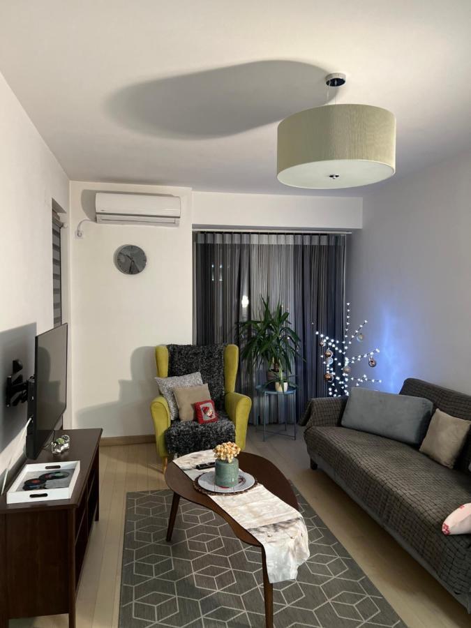 Modern Flatiron Apartment, Skopje Center Exterior foto